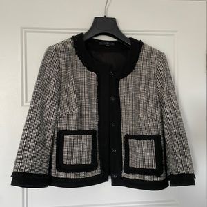 Teenflo stunning tweed crop blazer size 8